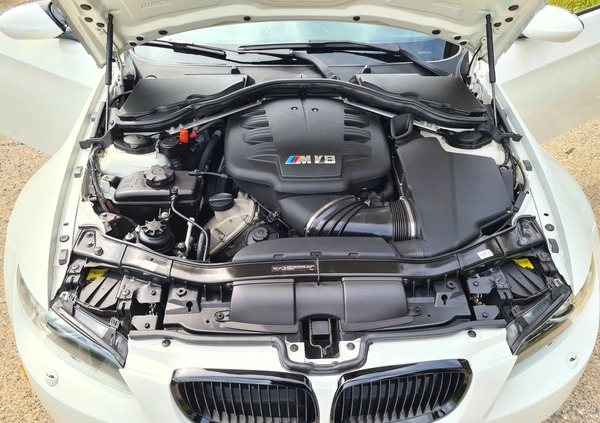 BMW M3 cena 144000 przebieg: 166000, rok produkcji 2011 z Grójec małe 56